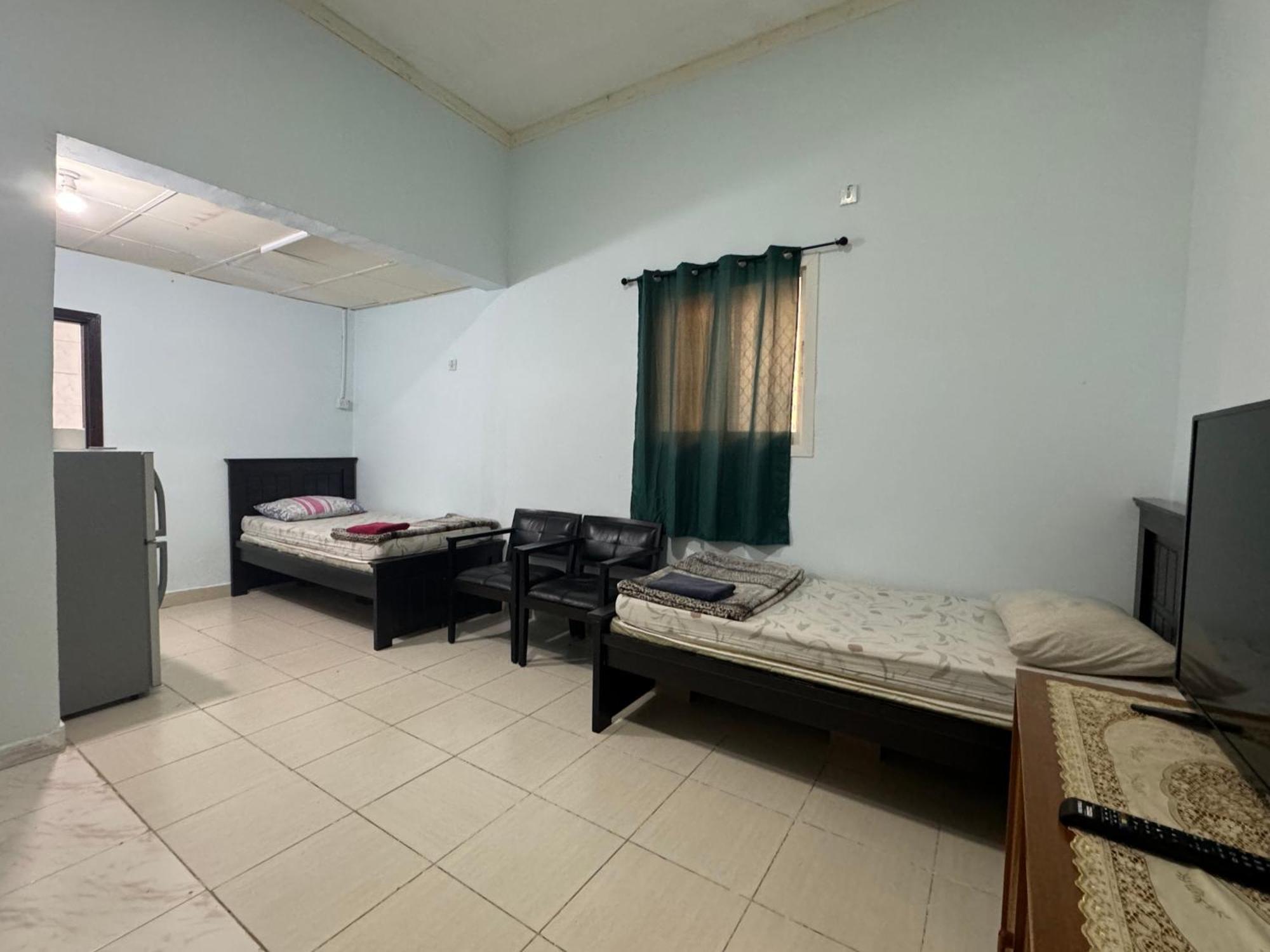 Basic Private With Attached Bathroom - No Parking Space
